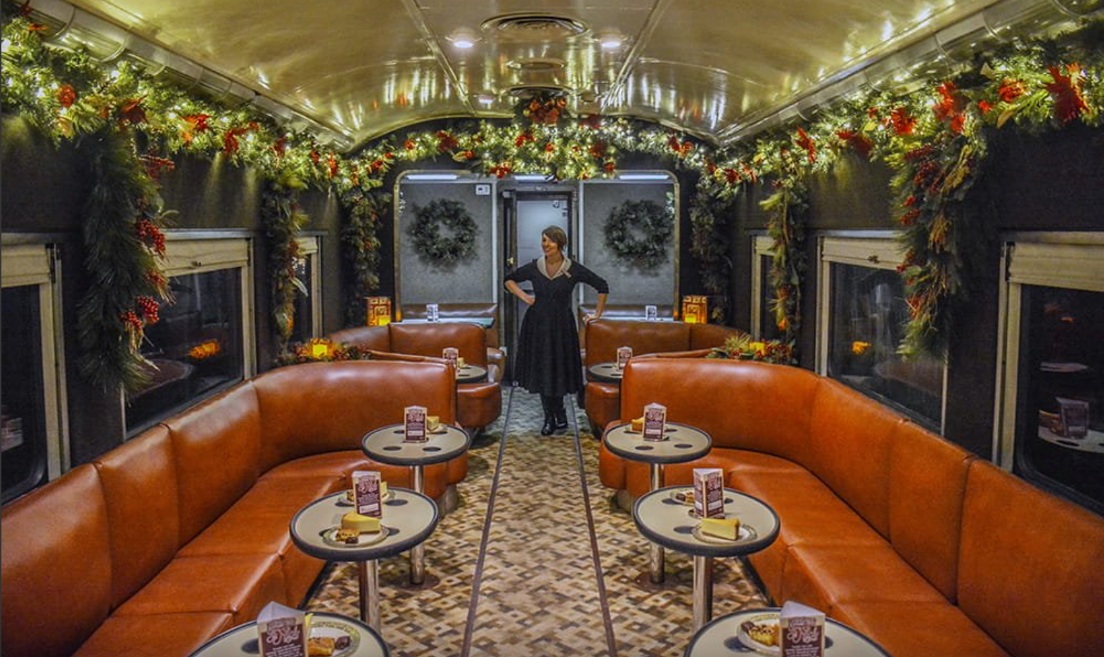 Cocktails in a luxury 1940s train car