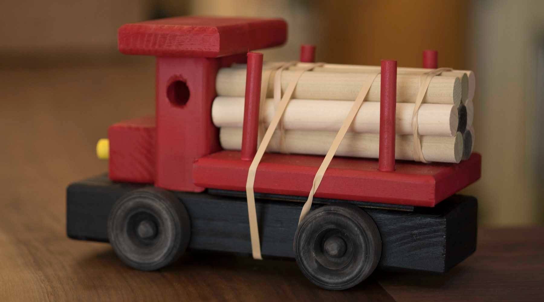 Santa’s real-life helpers make toys for underserved N.C. children.