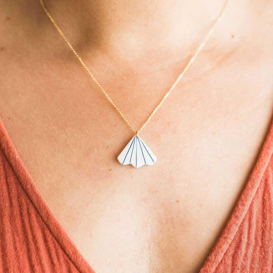 Petal Pendant Necklace