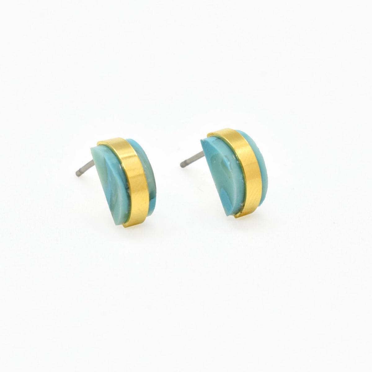 SALE The Studio Stud Earrings: Aquamarine